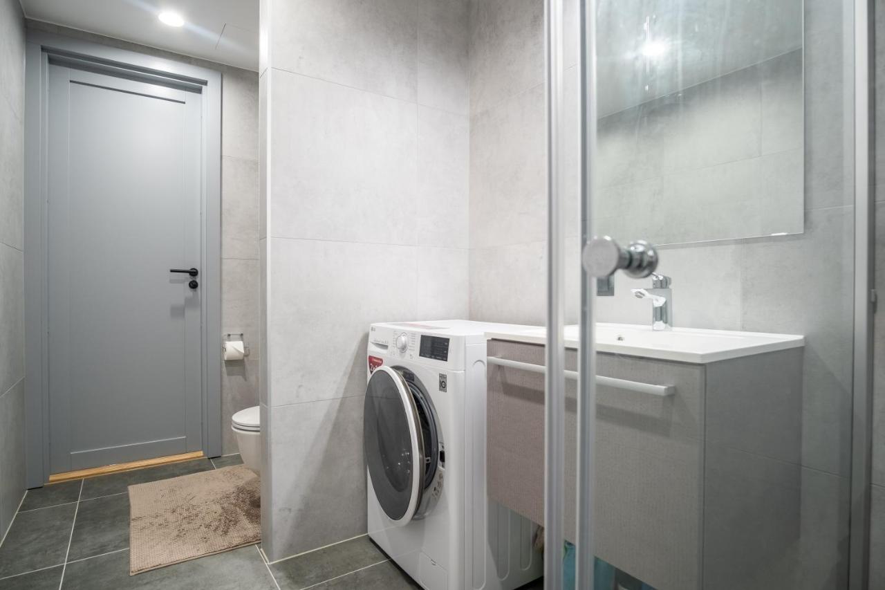 Dream Stay - Brand New Apartment With Balcony & Free Parking タリン エクステリア 写真